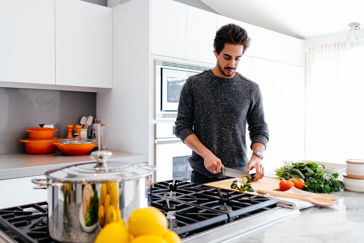 Weekly meal planning guides